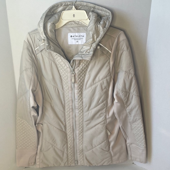 Athleta Jackets & Blazers - Athleta Women's Light Beige Quilted Puffer Jacket Primaloft